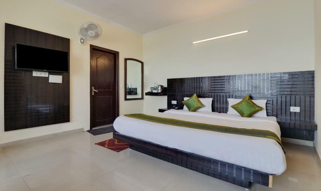 Treebo Trend Mayur Masuri Exterior foto